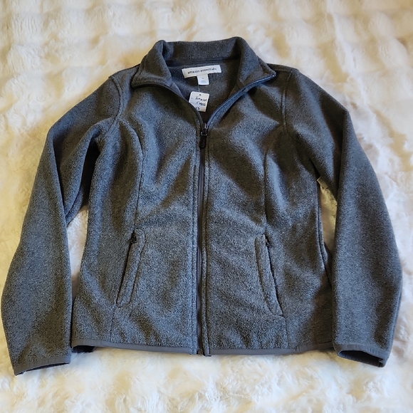 Amazon Essentials Gray Fleece Zip-Up Jacket NWT - Picture 3 of 9